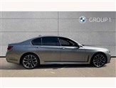 BMW 7 Series Image 3