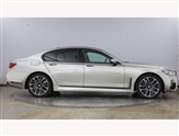 BMW 7 Series Image 3