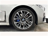 BMW 7 Series Image 4