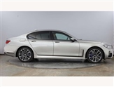 BMW 7 Series Image 3
