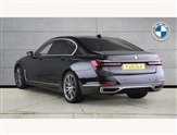 BMW 7 Series Image 2