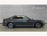 BMW 7 Series Image 3