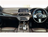 BMW 7 Series Image 4