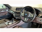 BMW 7 Series Image 6