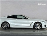 BMW 8 Series Image 3