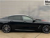 BMW 8 Series Image 2