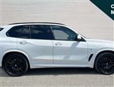 BMW X5 Image 2