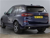 BMW X5 Image 2