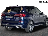 BMW X5 Image 2