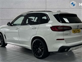 BMW X5 Image 2