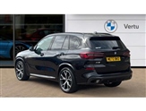 BMW X5 Image 2