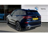 BMW X5 Image 2