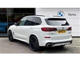 BMW X5 Image 2