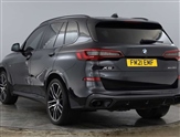 BMW X5 Image 2