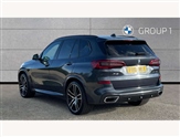 BMW X5 Image 2