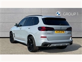 BMW X5 Image 2