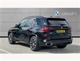 BMW X5 Image 2