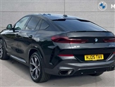 BMW X6 Image 2