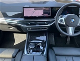BMW X7 Image 4
