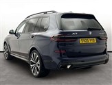 BMW X7 Image 2