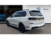 BMW X7 Image 2