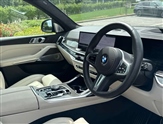 BMW X7 Image 6