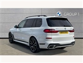 BMW X7 Image 2