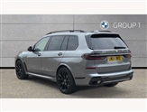 BMW X7 Image 2