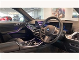 BMW X7 Image 6