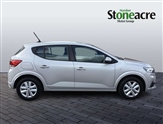 Dacia Sandero Image 2