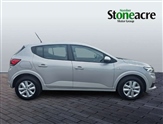 Dacia Sandero Image 2