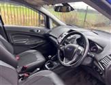 Ford EcoSport Image 2