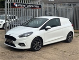 Ford Fiesta Image 2