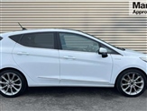 Ford Fiesta Image 2