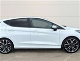 Ford Fiesta Image 2