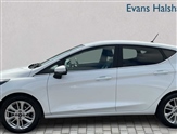 Ford Fiesta Image 4