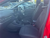 Ford Fiesta Image 6