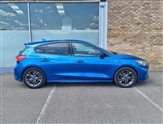 Ford Focus Image 2