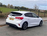 Ford Focus Image 6