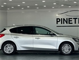 Ford Focus Image 6