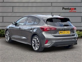 Ford Focus Image 2