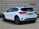 Ford Focus Image 2