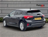 Ford Focus Image 2