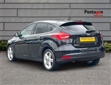 Ford Focus Image 2