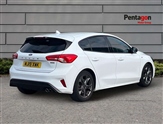 Ford Focus Image 4