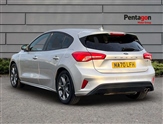 Ford Focus Image 2