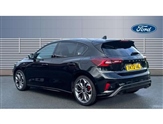 Ford Focus Image 2