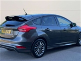 Ford Focus Image 3