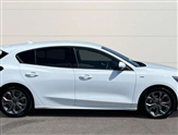 Ford Focus Image 2