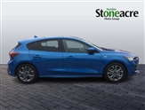 Ford Focus Image 2